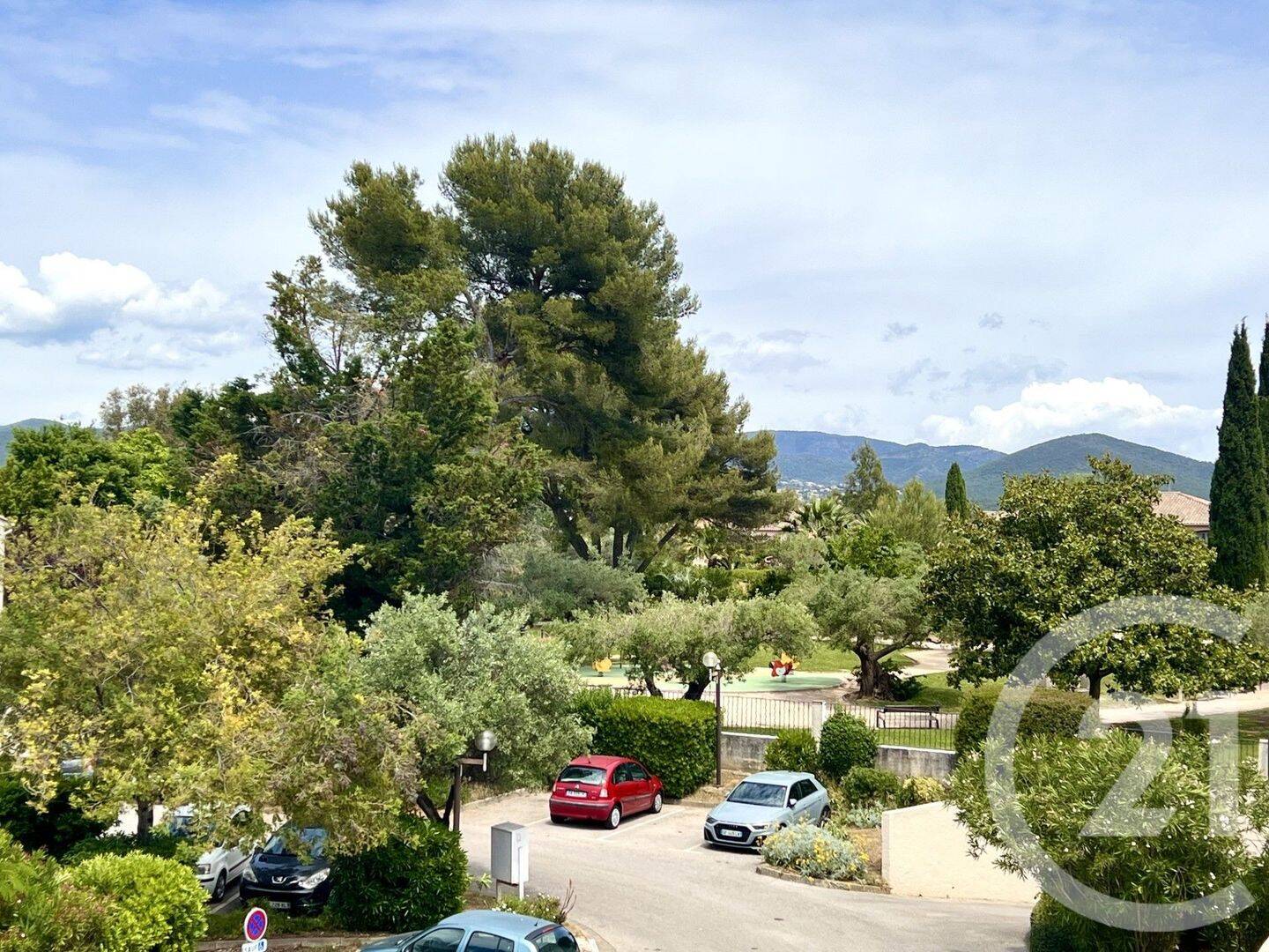 Appartement 3 pièces 61 m² · à La Londe-les-Maures · 60,7 m² · 273 480 €