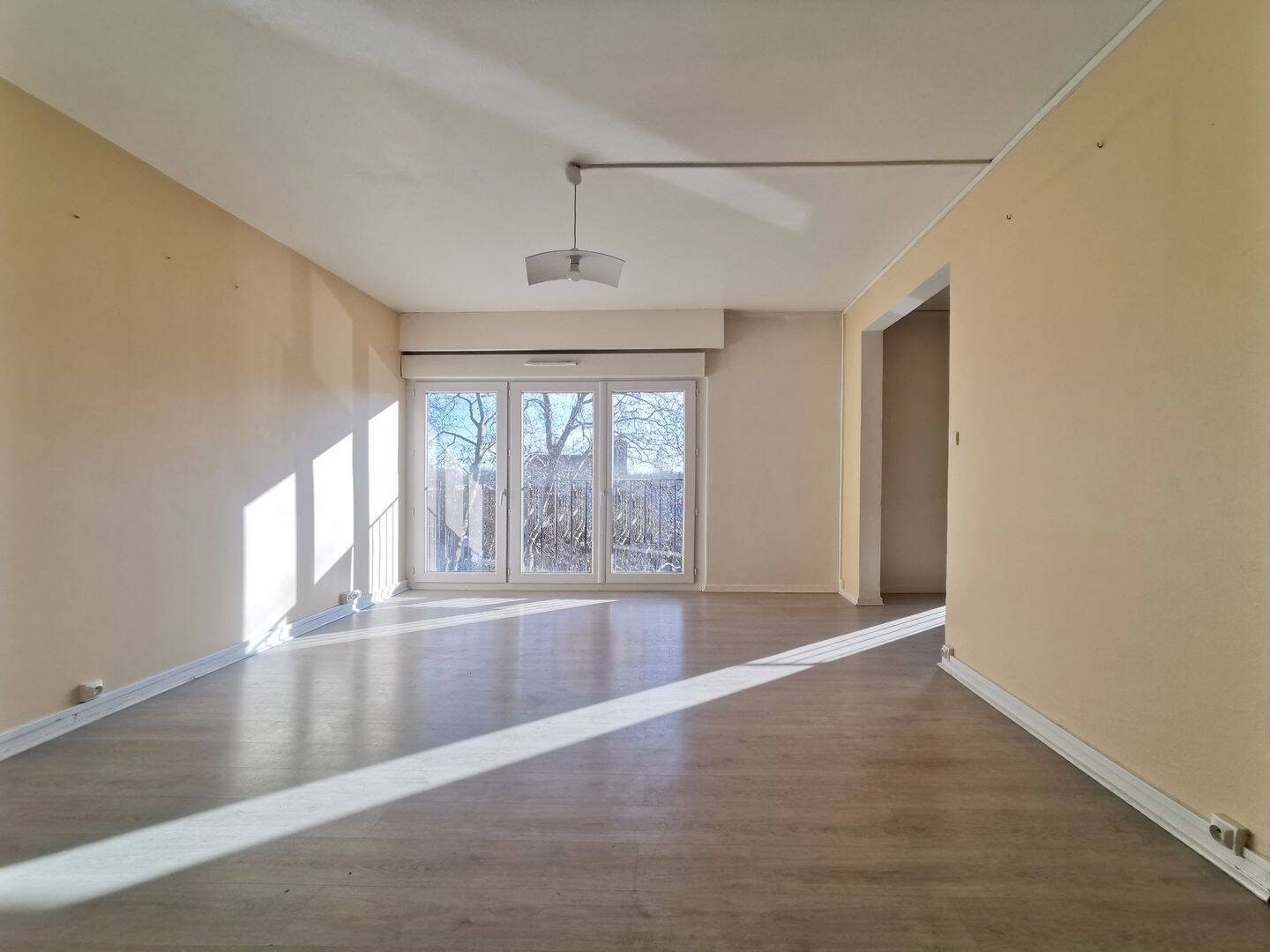 Appartement 4 pièces 73 m² · à Troyes · 73 m² · 95 000 €