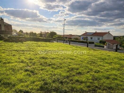 Terrain constructible viabilisé à vendre 26 000 € 605 m² de terrain Saint-Michel-le-Cloucq 85200