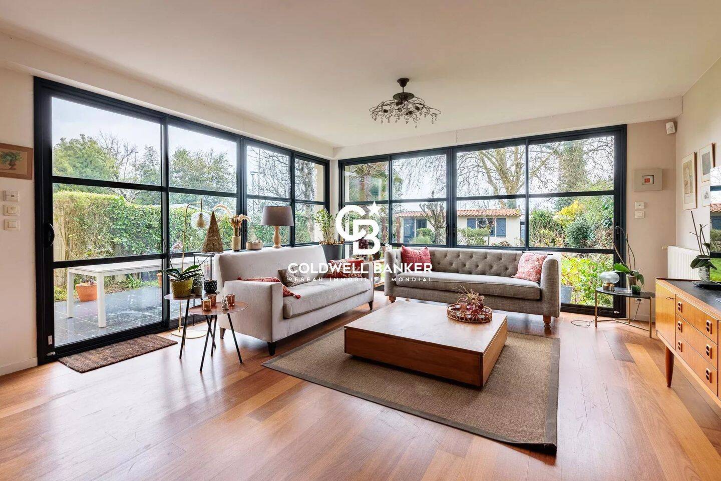 Maison 7 pièces 175 m² · à Nantes · 175 m² · 735 000 €