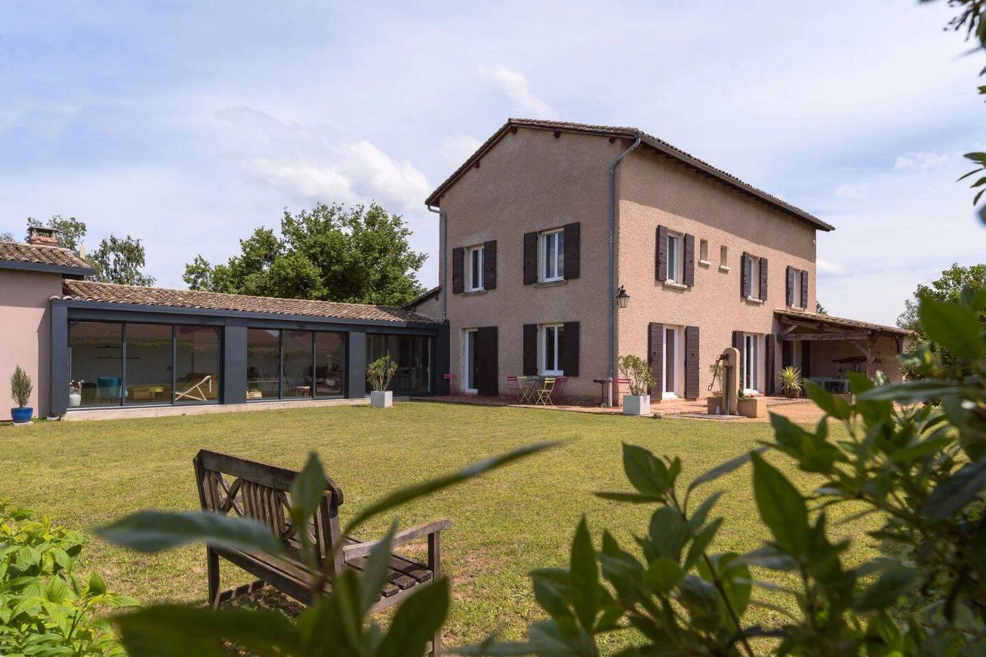 Maison 10 pièces 310 m² · à Mâcon · 310 m² · 549 000 €