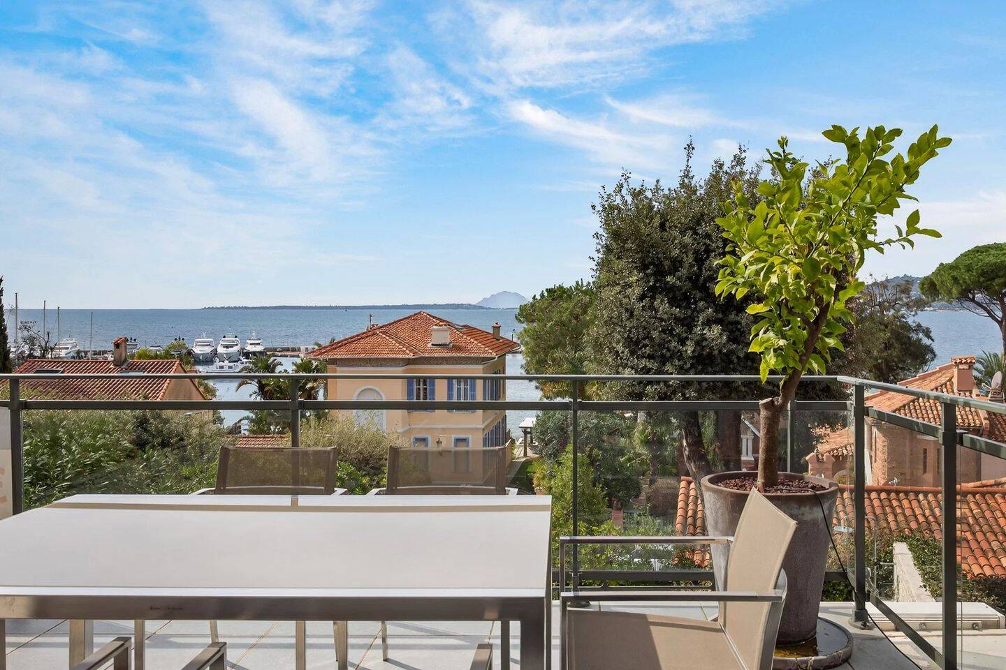 Appartement 3 pièces 65 m² · à Antibes · 65 m² · 1 188 000 €