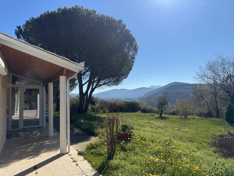 Maison 8 pièces 225 m² · à Montréjeau · 225 m² · 450 000 €
