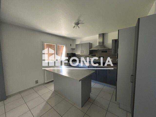 Appartement 3 pièces 69 m² · à Saint-Genis-Pouilly · 69 m² · 1 413 €
