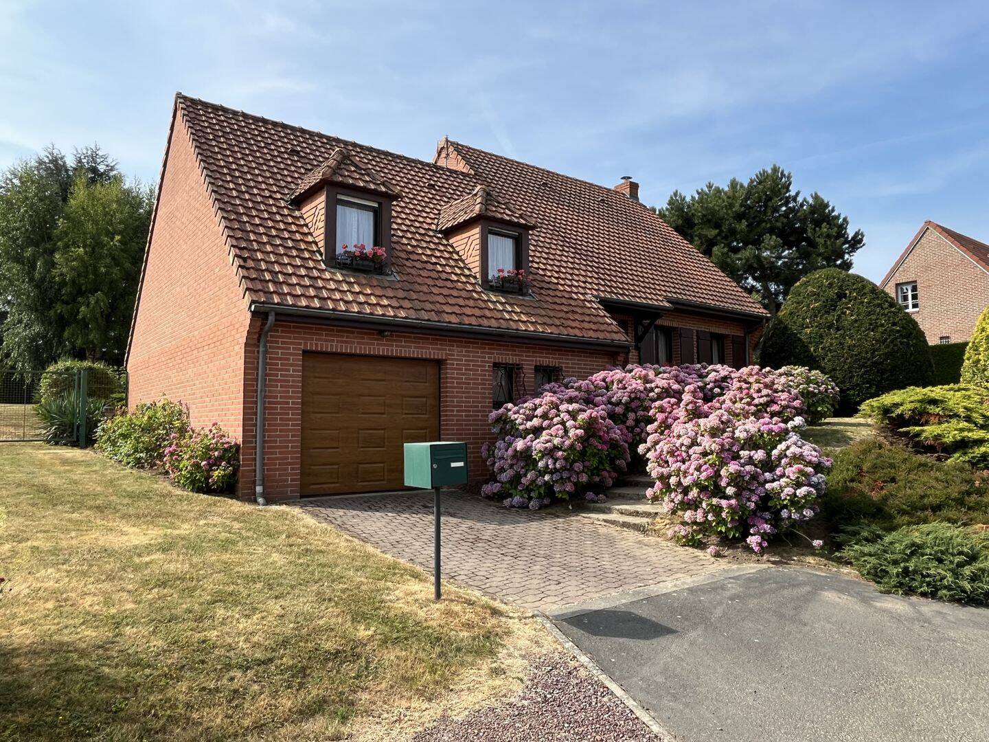 Maison 7 pièces 143 m² · à Agnez-lès-Duisans · 143 m² · 315 000 €