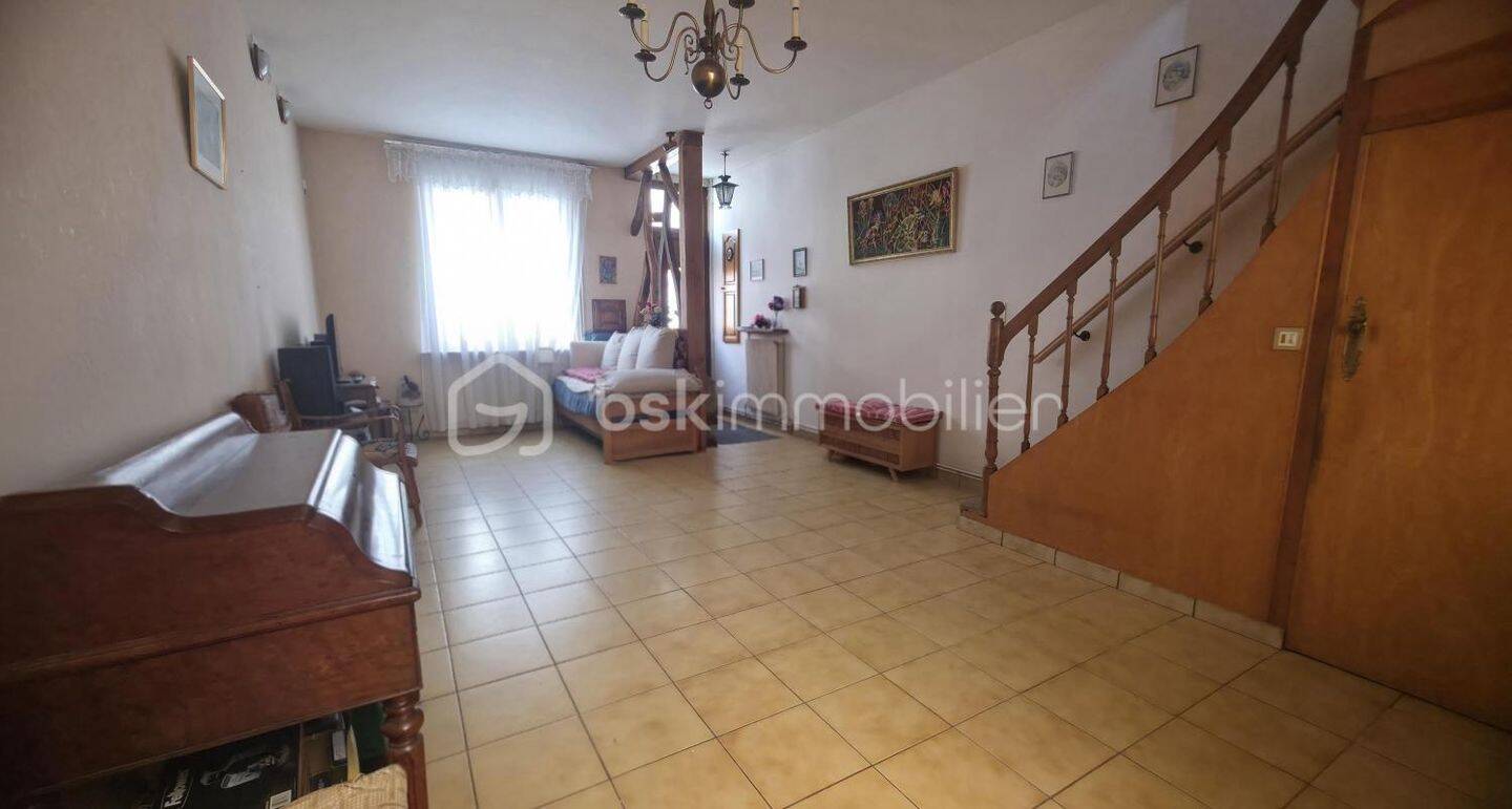 Maison 4 pièces 94 m² · à Amiens · 94 m² · 185 000 €