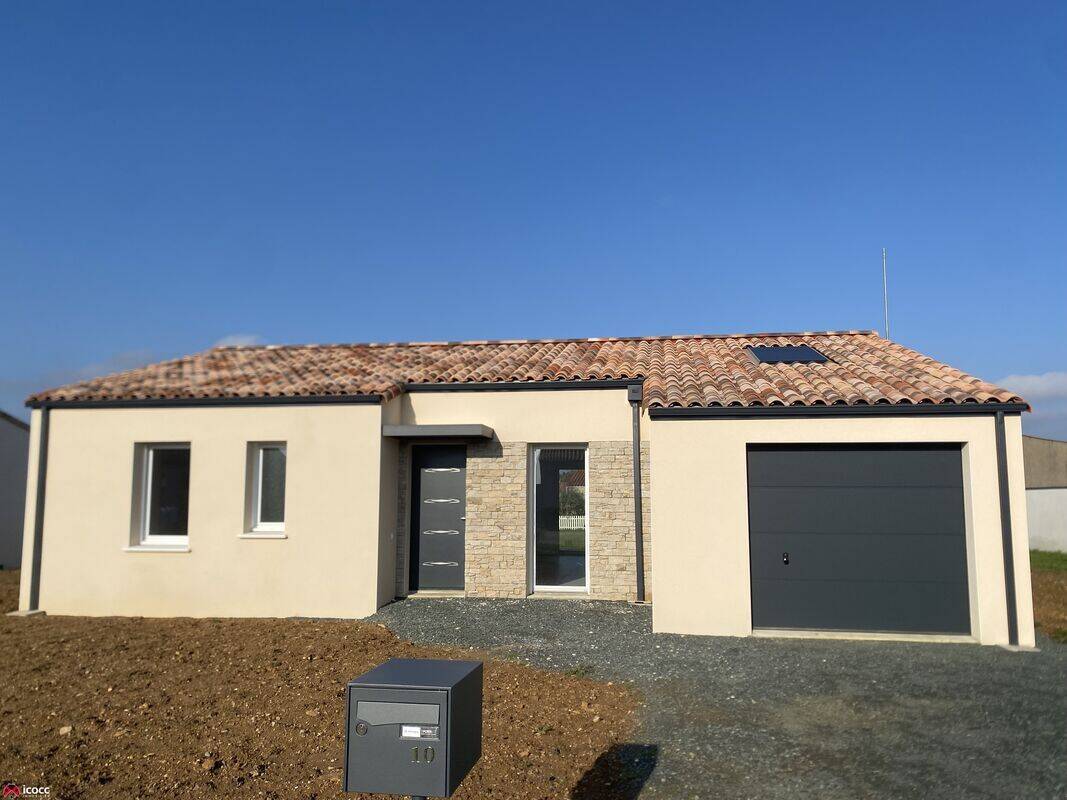 Maison 4 pièces 89 m² · à La Bretonnière-la-Claye · 89 m² · 221 550 €