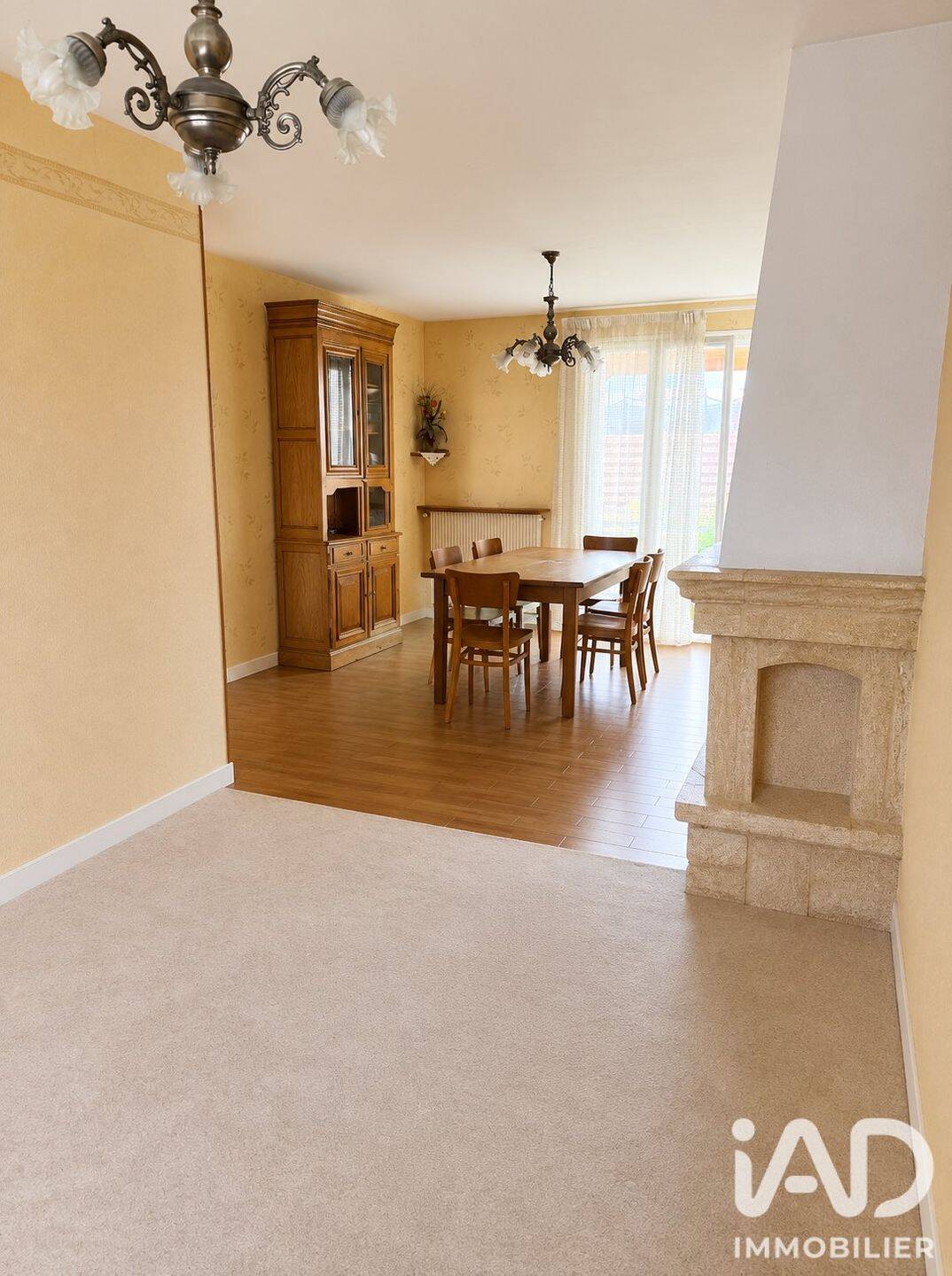 Maison 1 pièce 92 m² · à Aÿ-Champagne · 92 m² · 155 000 €