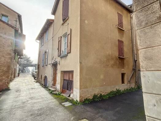 Maison à vendre 45 000 € 3 pièces 1 chambre 50 m² 71 m² de terrain Centre Ville Saint-Affrique 12400