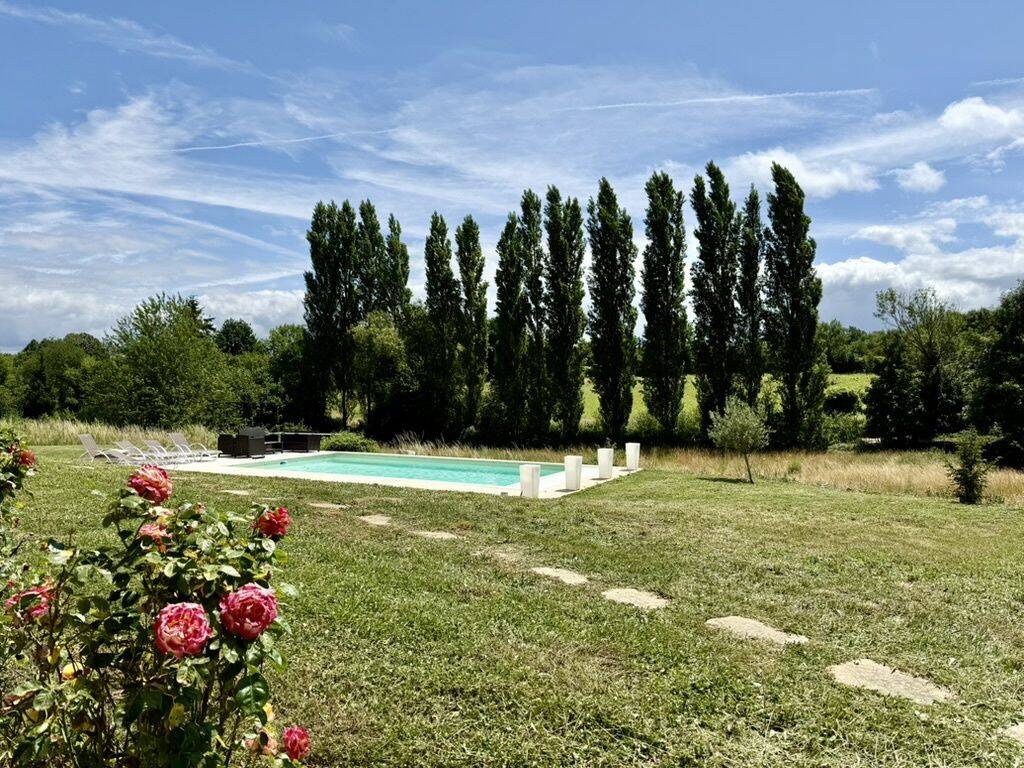 Maison 8 pièces 264 m² · à Chambourcy · 263,7 m² · 1 580 000 €