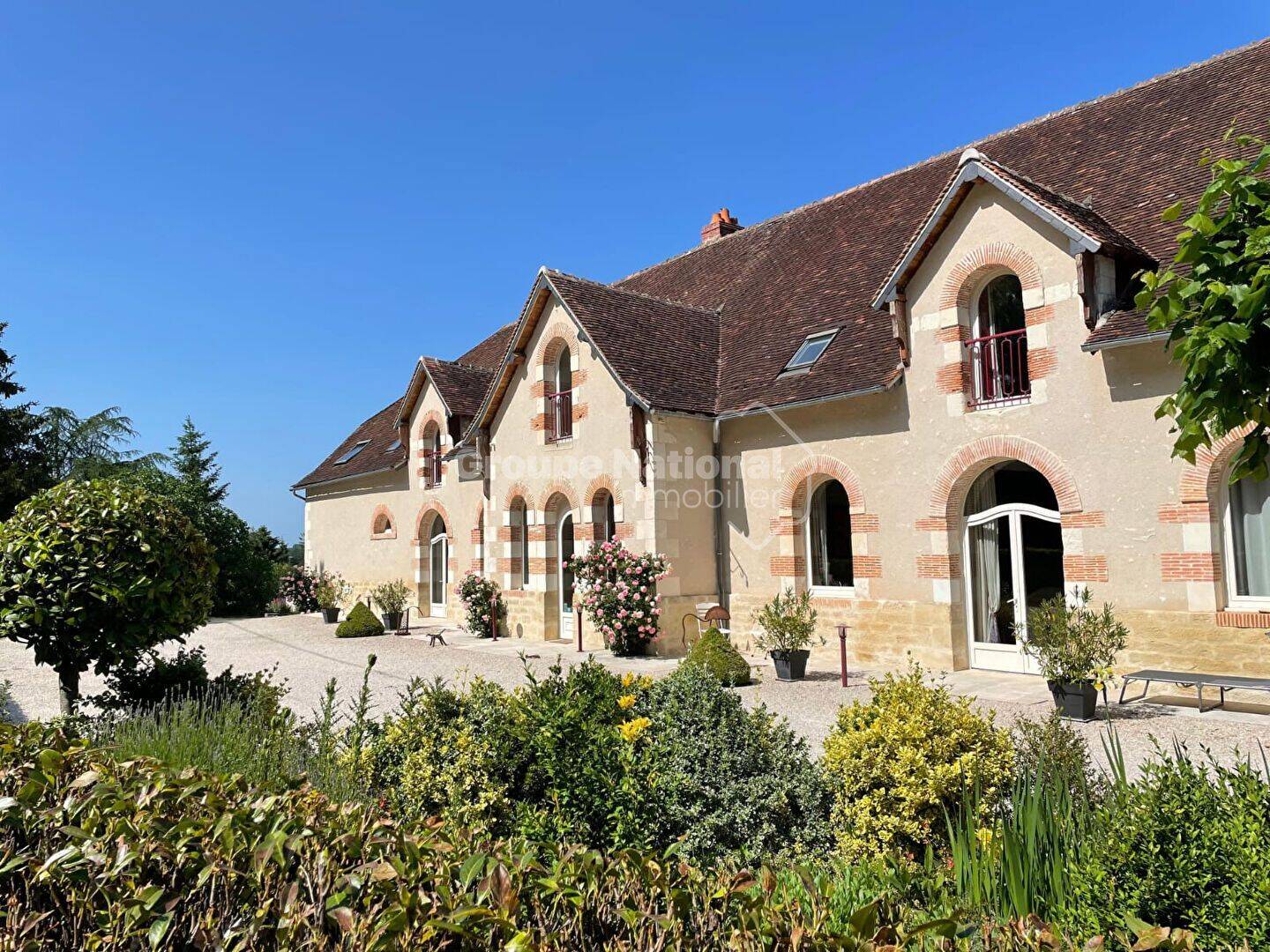 Maison 22 pièces 600 m² · à Loches · 600 m² · 1 299 000 €