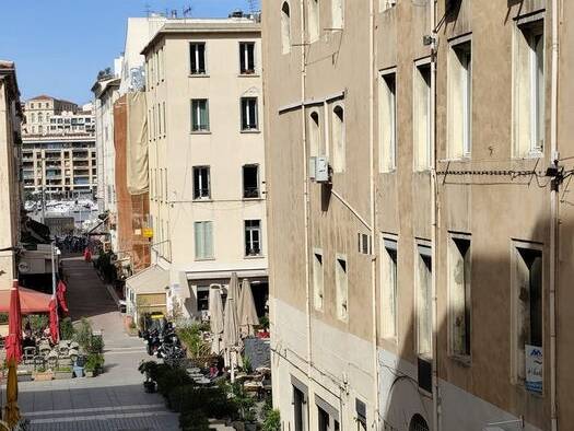 Espace bureau à vendre 200 000 € 81 m² de bureaux Marseille 1er arrondissement 13001