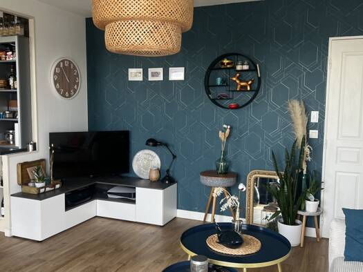 Appartement à vendre 195 000 € 3 pièces 2 chambres 64 m² Étage 4/4 Les Minguettes-Charles Perrault Vénissieux 69200