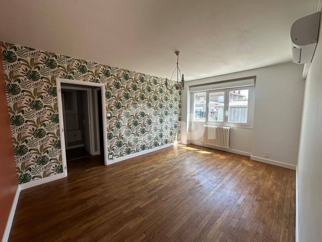 Appartement 2 pièces 45 m² · à Brive-la-Gaillarde · 45,2 m² · 500 €
