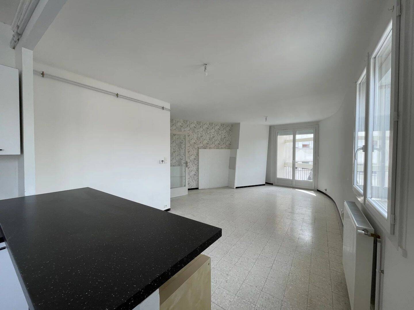 Appartement 4 pièces 92 m² · à Alès · 92 m² · 705 €/mois