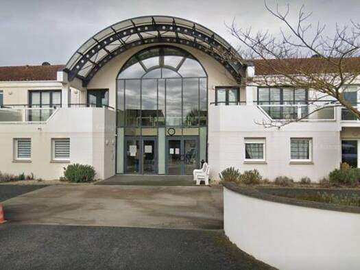 Appartement à vendre 95 000 € 2 pièces 1 chambre 44,7 m² RDC Fontaine-le-Comte 86240