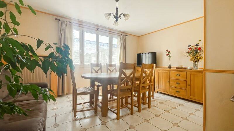 Appartement 3 pièces 58 m² · à Les Clayes-sous-Bois · 58 m² · 159 000 €