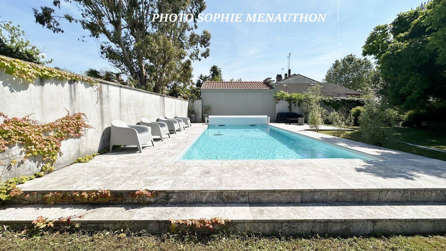 Maison 9 pièces 330 m² · à Soustons · 330 m² · 797 000 €