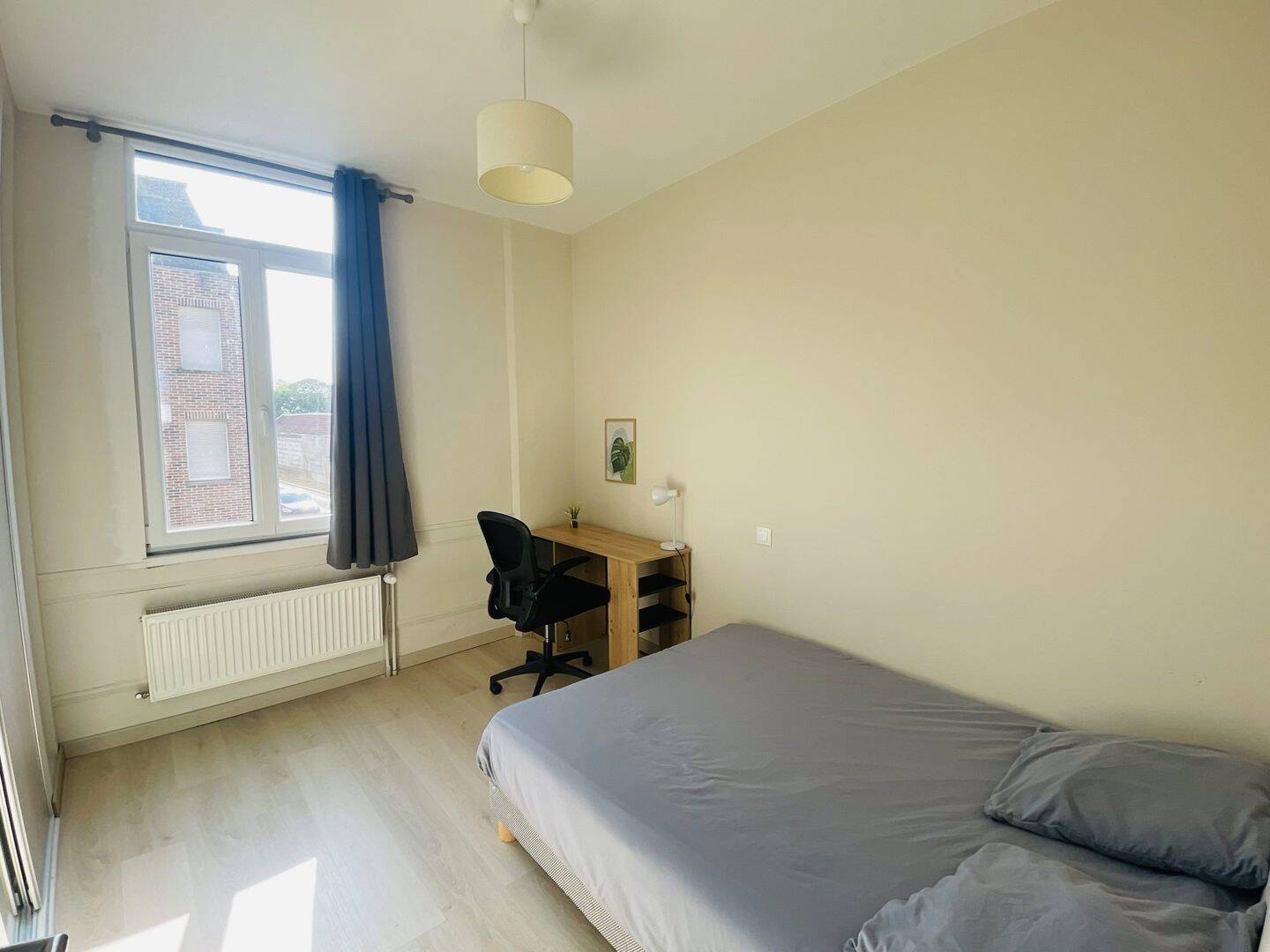 1 pièce 10 m² · à Amiens · 9,9 m² · 450 €