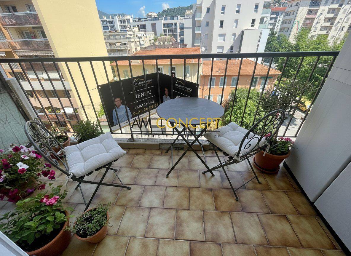 Appartement 3 pièces 63 m² · à Nice · 63 m² · 240 000 €