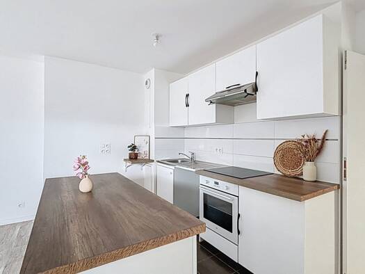 Appartement à vendre 229 000 € 2 pièces 1 chambre 47 m² Étage 1/4 Montévrain 77144