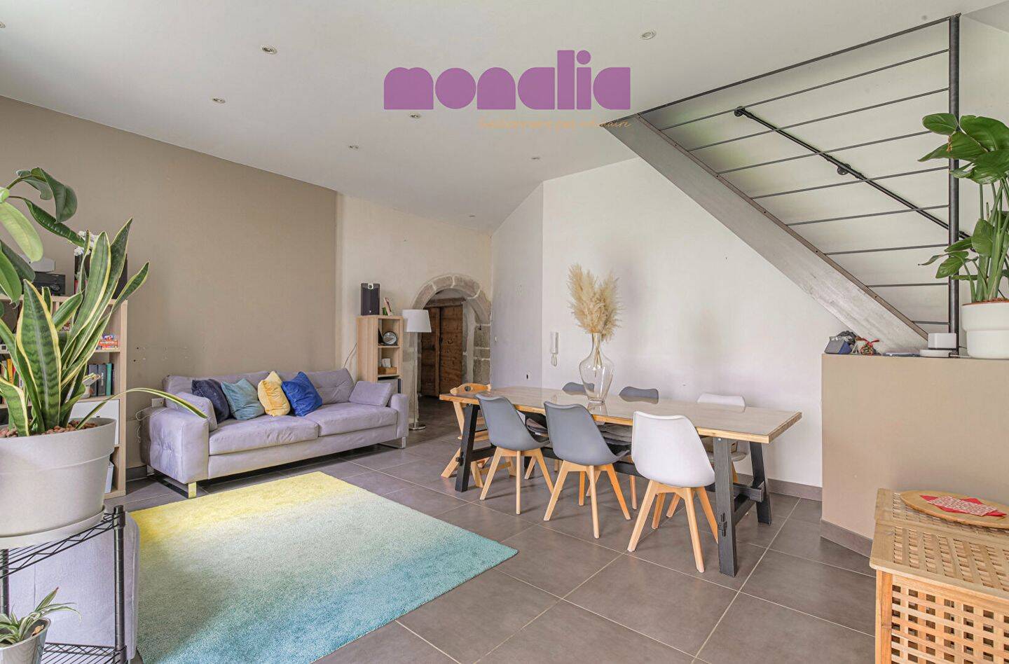 Maison 6 pièces 140 m² · à Charly · 140,1 m² · 1 800 €