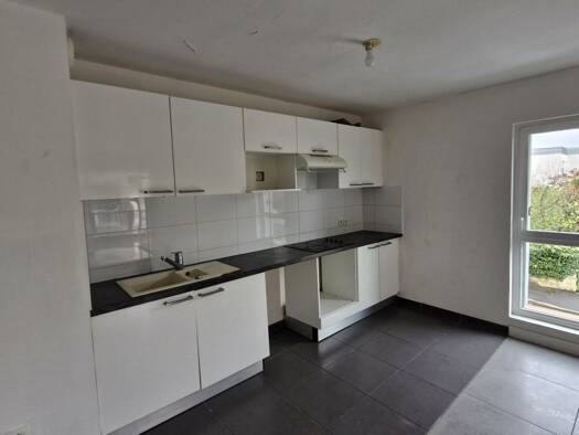 Appartement à vendre 248 000 € 3 pièces 2 chambres 65,3 m² Étage 1/3 Poste Mairie Talence 33400