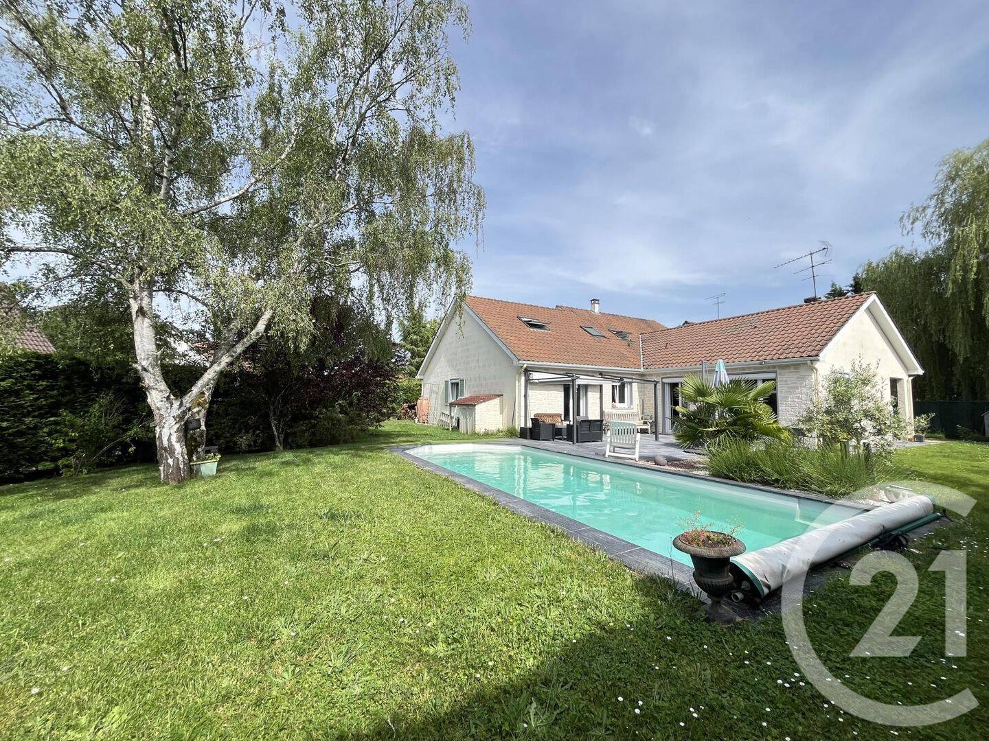 Maison 6 pièces 172 m² · à Maurepas · 171,7 m² · 620 000 €