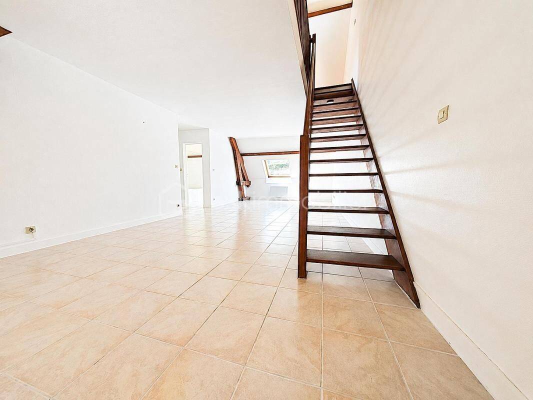 Appartement 2 pièces 75 m² · à Chartres · 75 m² · 650 €