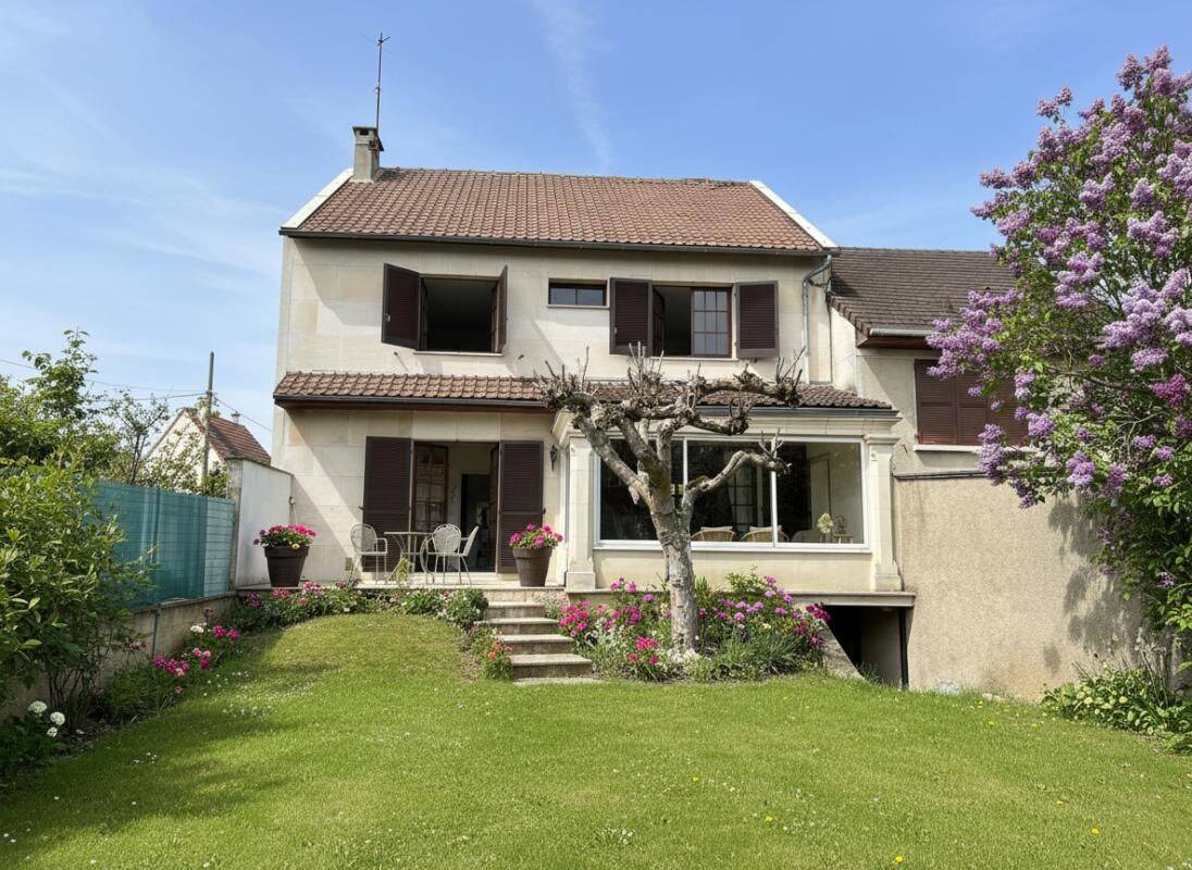 Maison 5 pièces 155 m² · à Clamart · 155 m² · 705 000 €