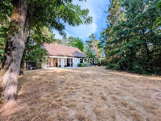 Maison de plain-pied à vendre 339 000 € 5 pièces 4 chambres 94 m² 2 742 m² de terrain Milly-la-Forêt 91490