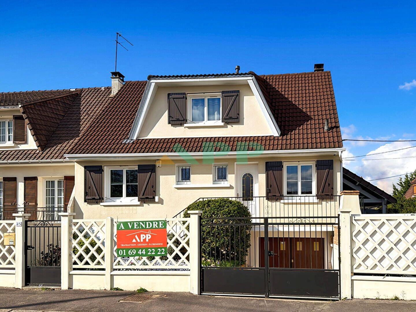 Maison 6 pièces 114 m² · à Savigny-sur-Orge · 114 m² · 379 900 €