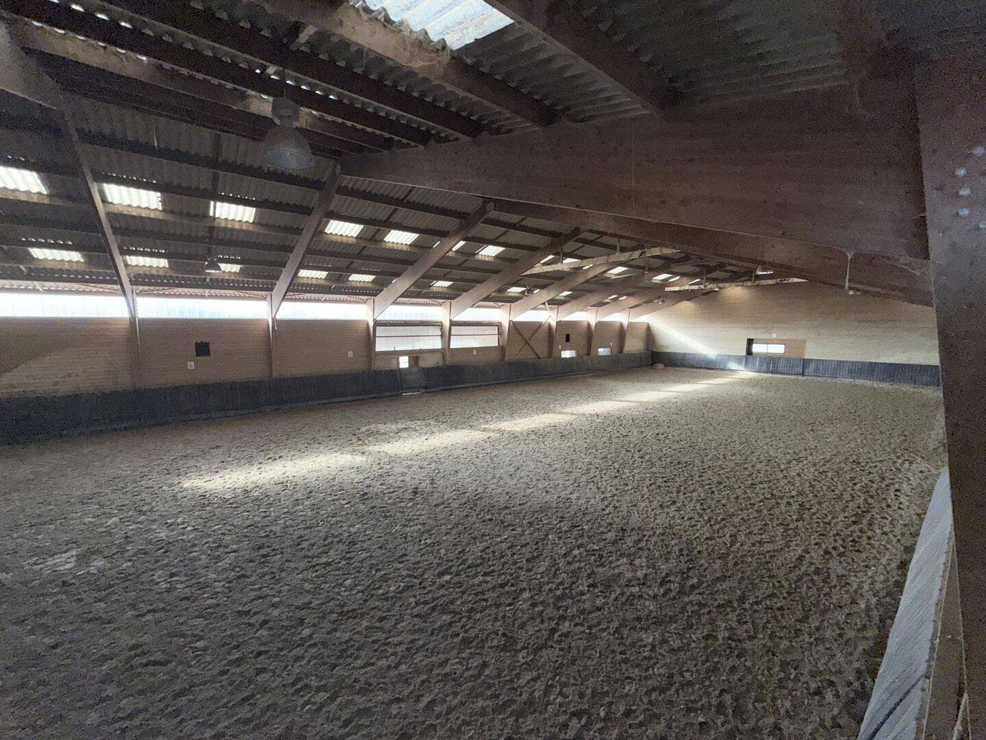 Maison 2 pièces 60 m² · à Meyrié · 60 m² · 1 600 000 €