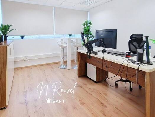 Local commercial à vendre 3 120 000 € Caen 14000