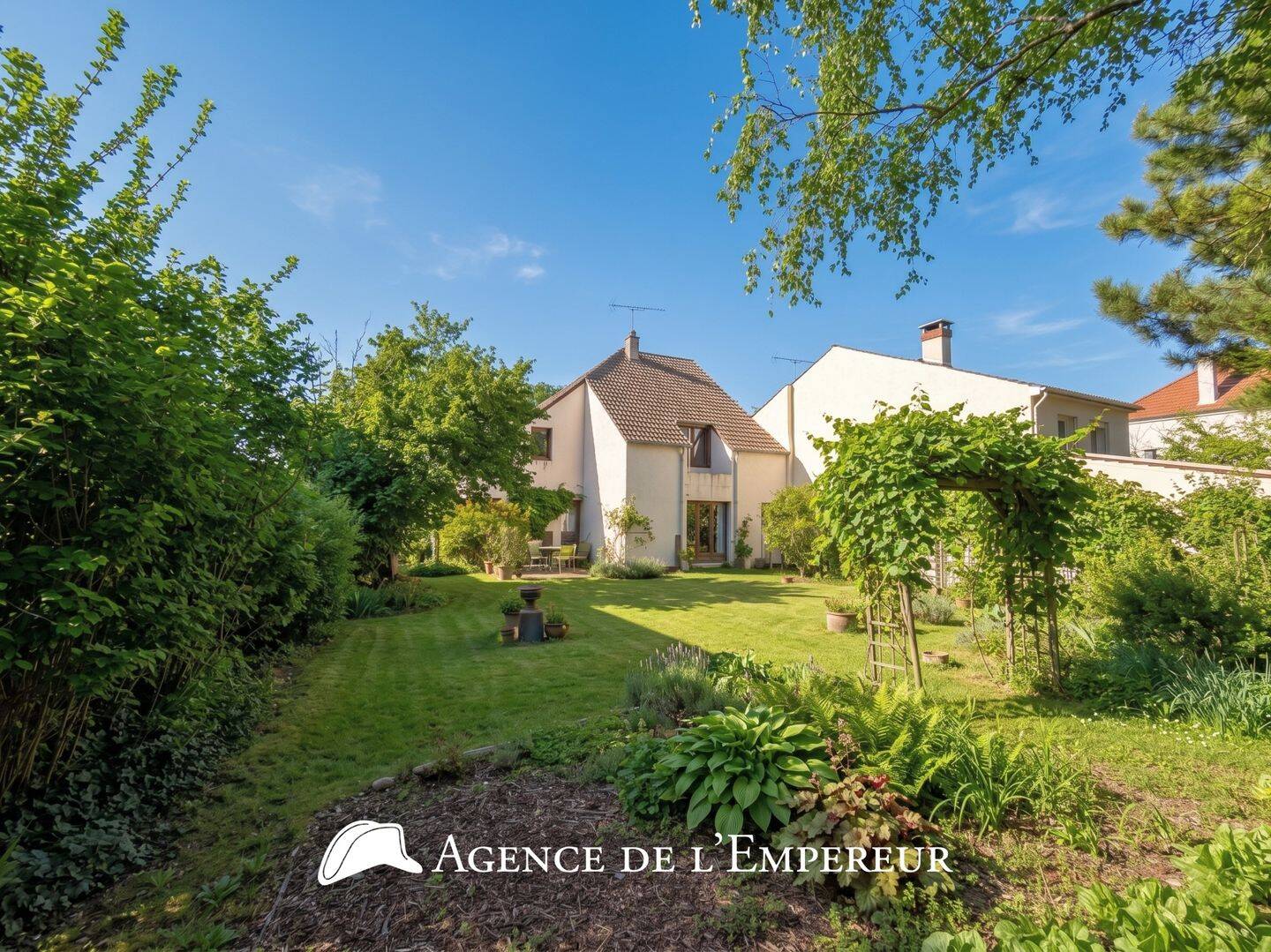 Maison 7 pièces 175 m² · à Rueil-Malmaison · 175 m² · 1 200 000 €