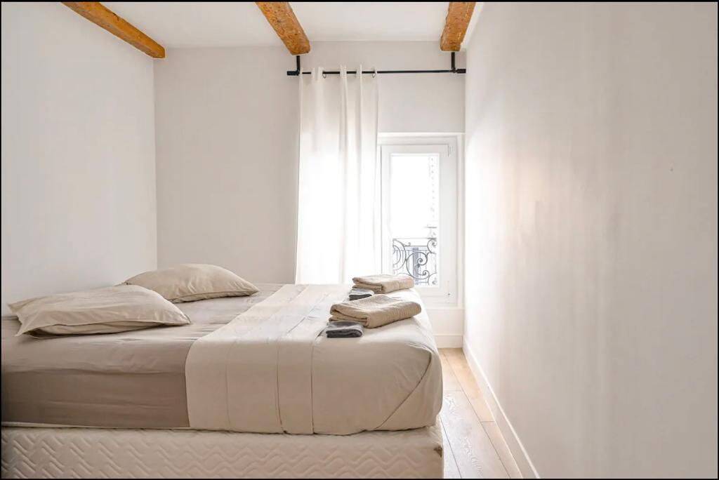 1 pièce 66 m² · à Marseille 1er Arrondissement · 66,4 m² · 500 €