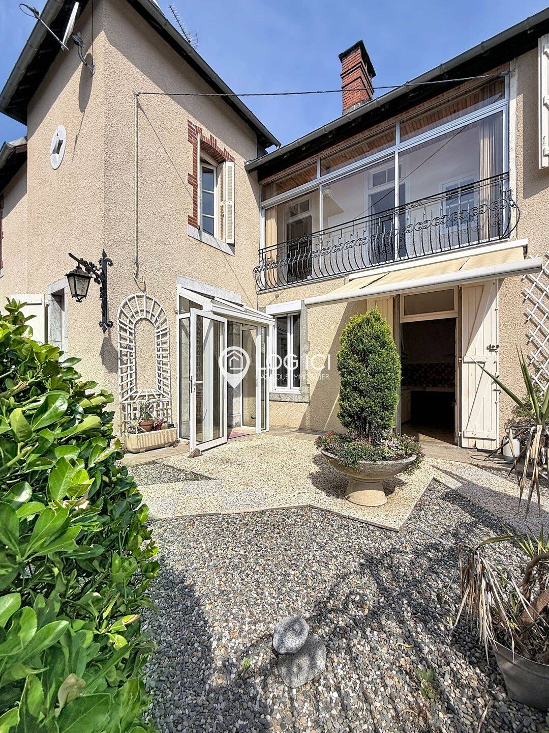 Maison 7 pièces 177 m² · à Montaut · 176,6 m² · 189 000 €