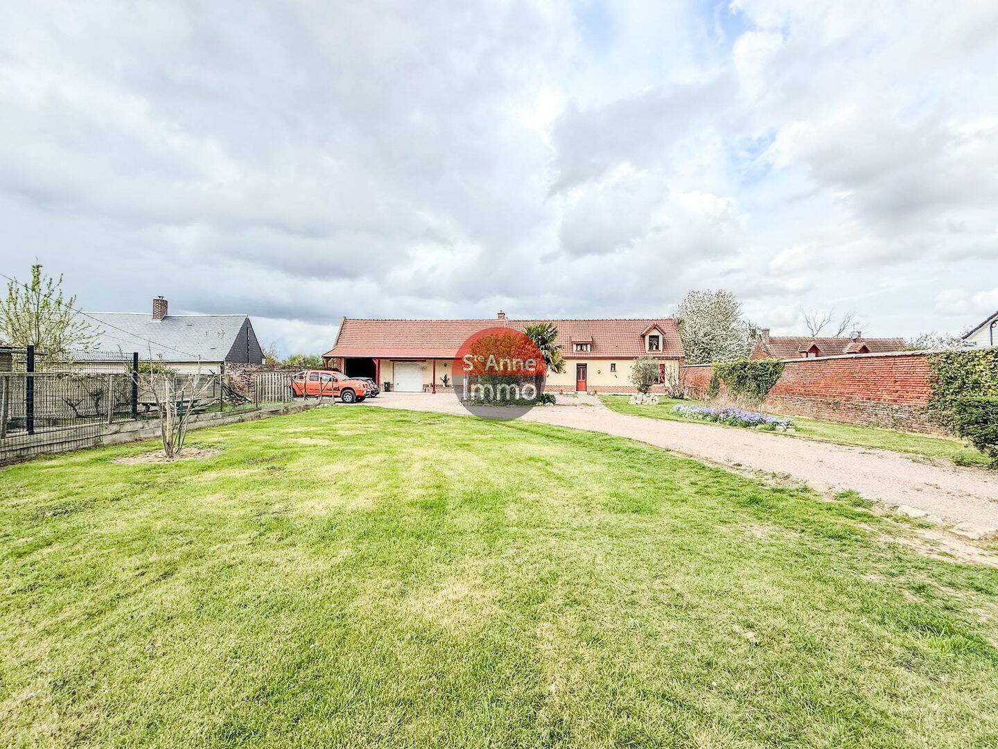 Maison 6 pièces 158 m² · à Caix · 158 m² · 299 000 €