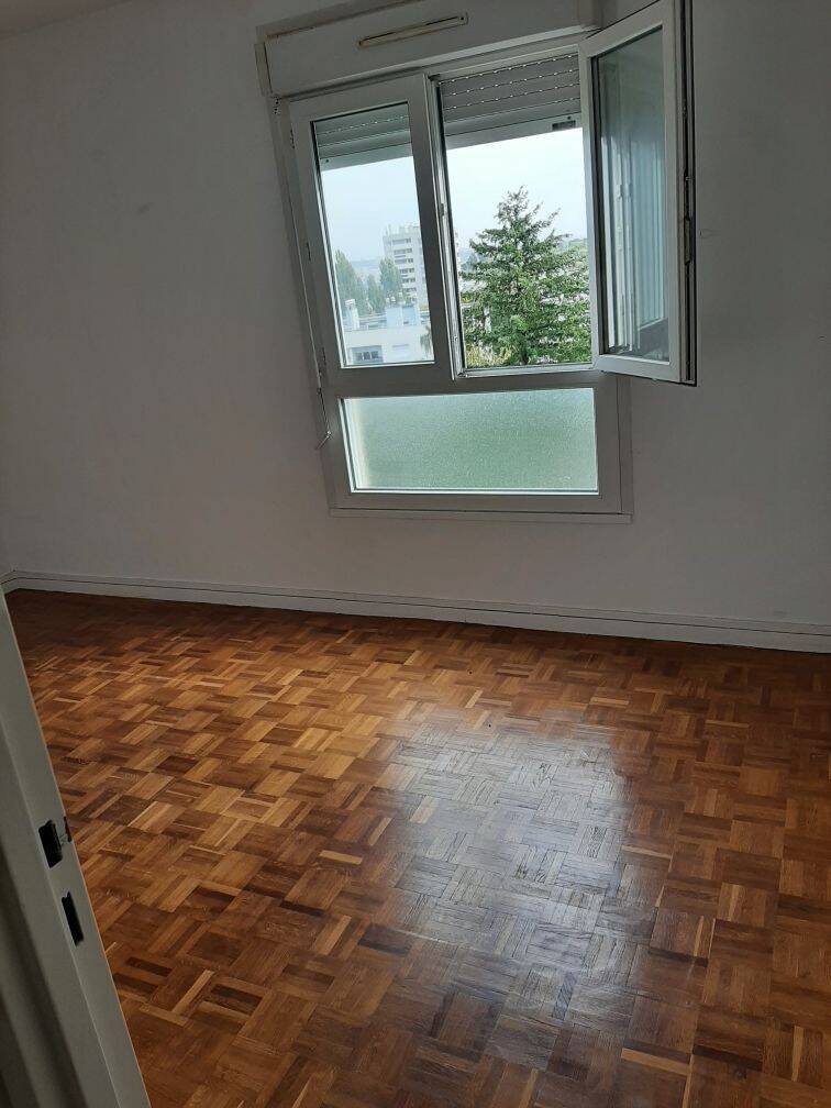 Appartement 3 pièces 64 m² · à Châtenay-Malabry · 64 m² · 1 328 €/mois