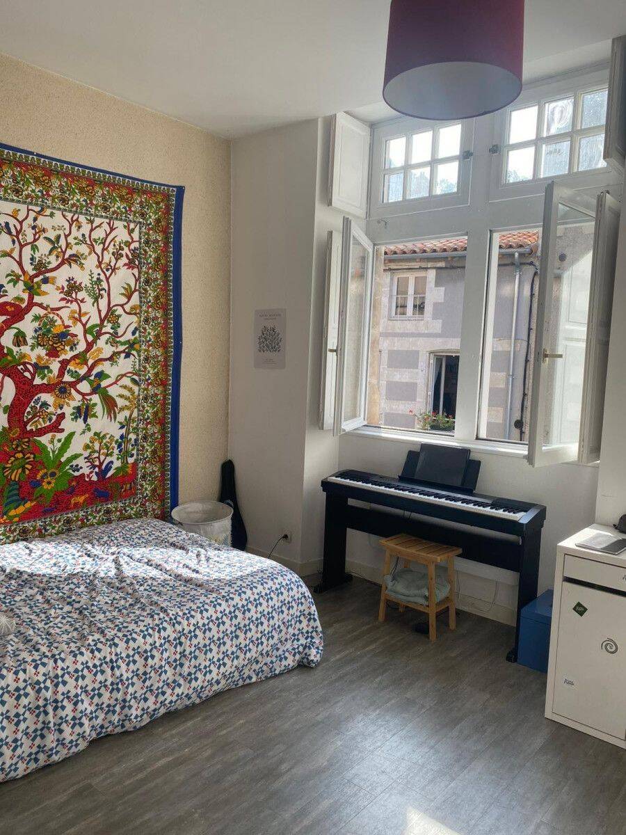 Appartement 1 pièce 24 m² · à Poitiers · 24 m² · 450 €