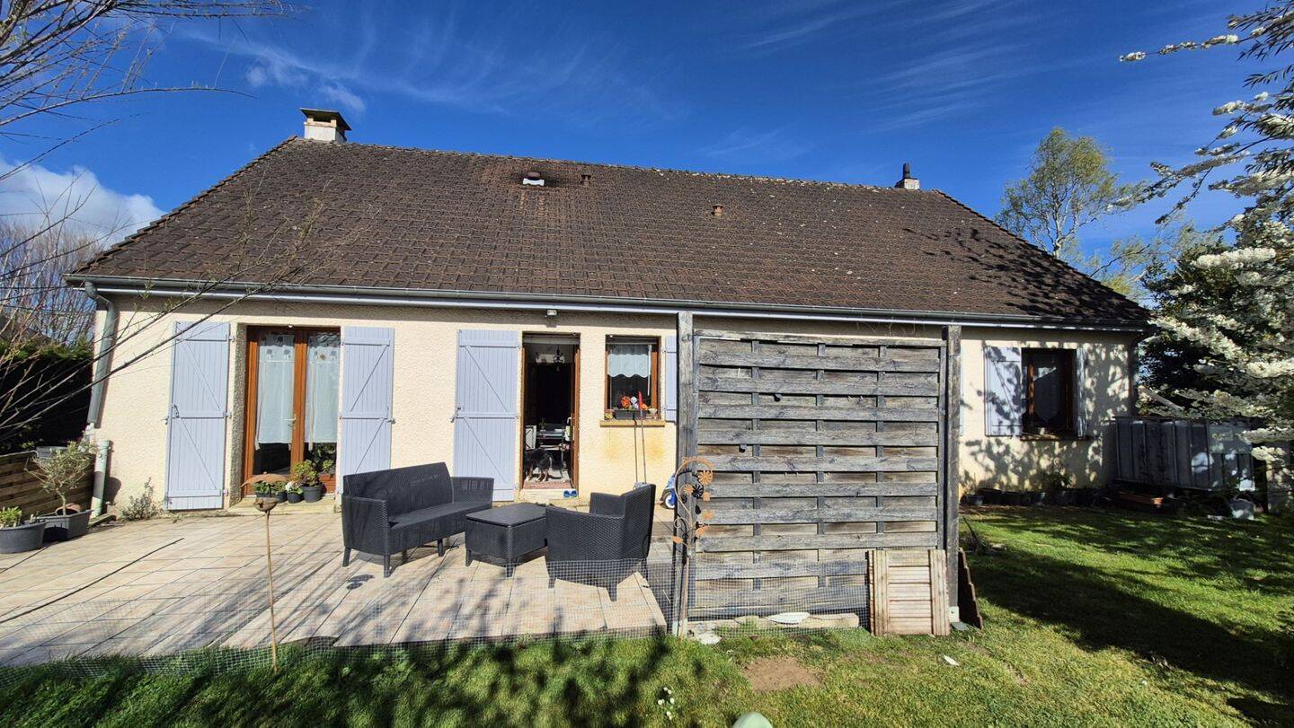 Maison 5 pièces 111 m² · à La Suze-sur-Sarthe · 111 m² · 239 000 €