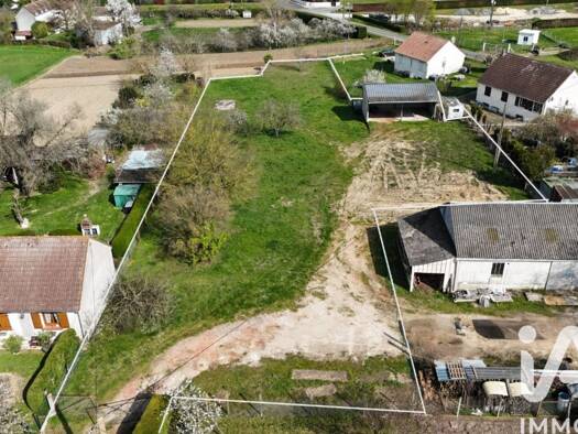 Terrain constructible à vendre 49 000 € 3 270 m² de terrain Saint-Julien-de-Chédon 41400