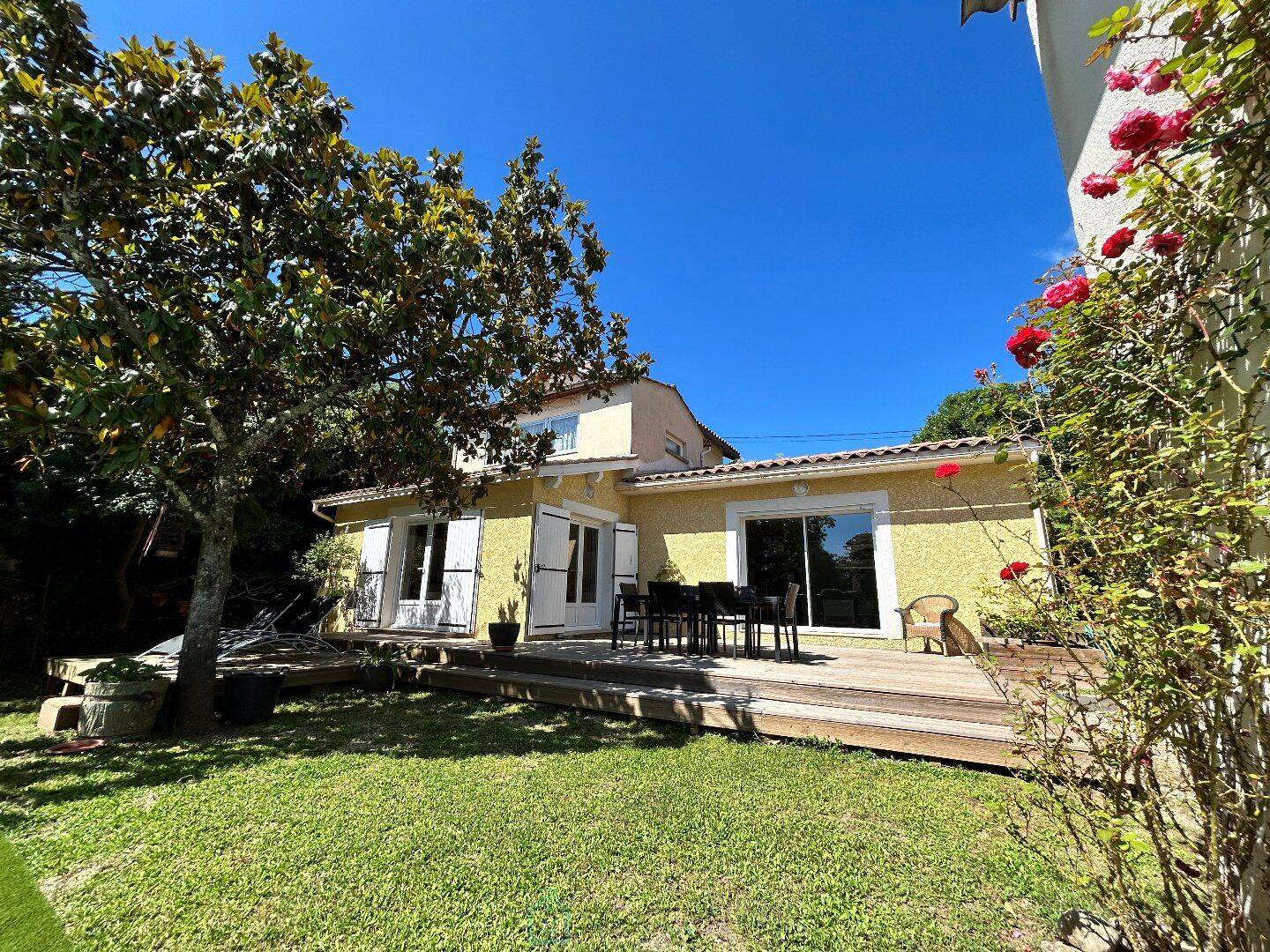 Maison 5 pièces 101 m² · à Alès · 101 m² · 249 000 €