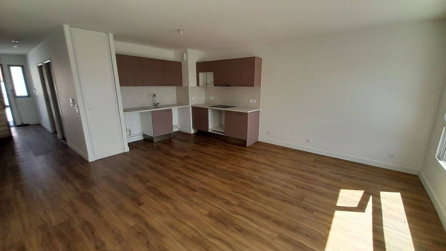 Appartement 5 pièces 98 m² · à Floirac · 98 m² · 1 182 €