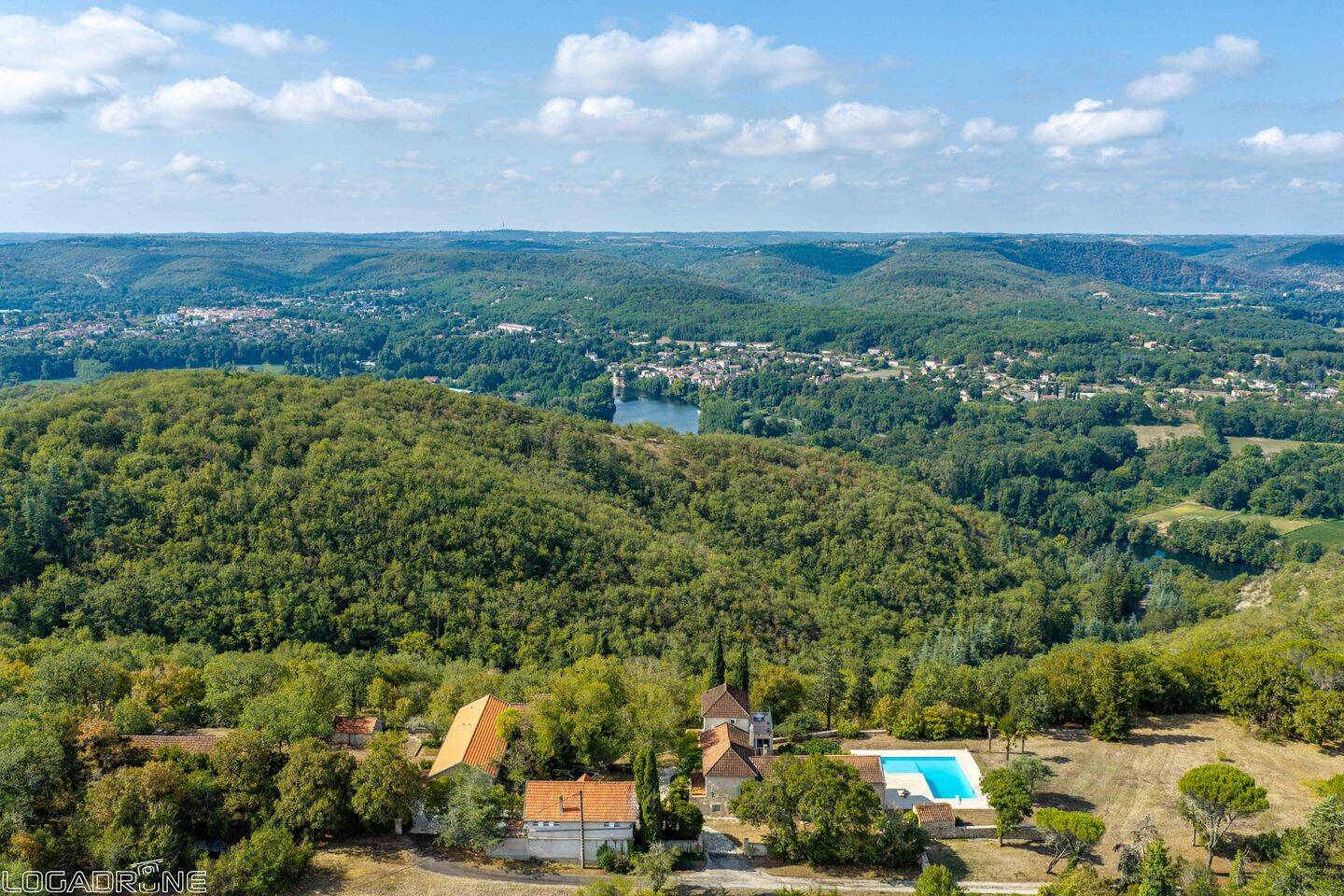 Maison 13 pièces 410 m² · à Cahors · 410 m² · 992 500 €