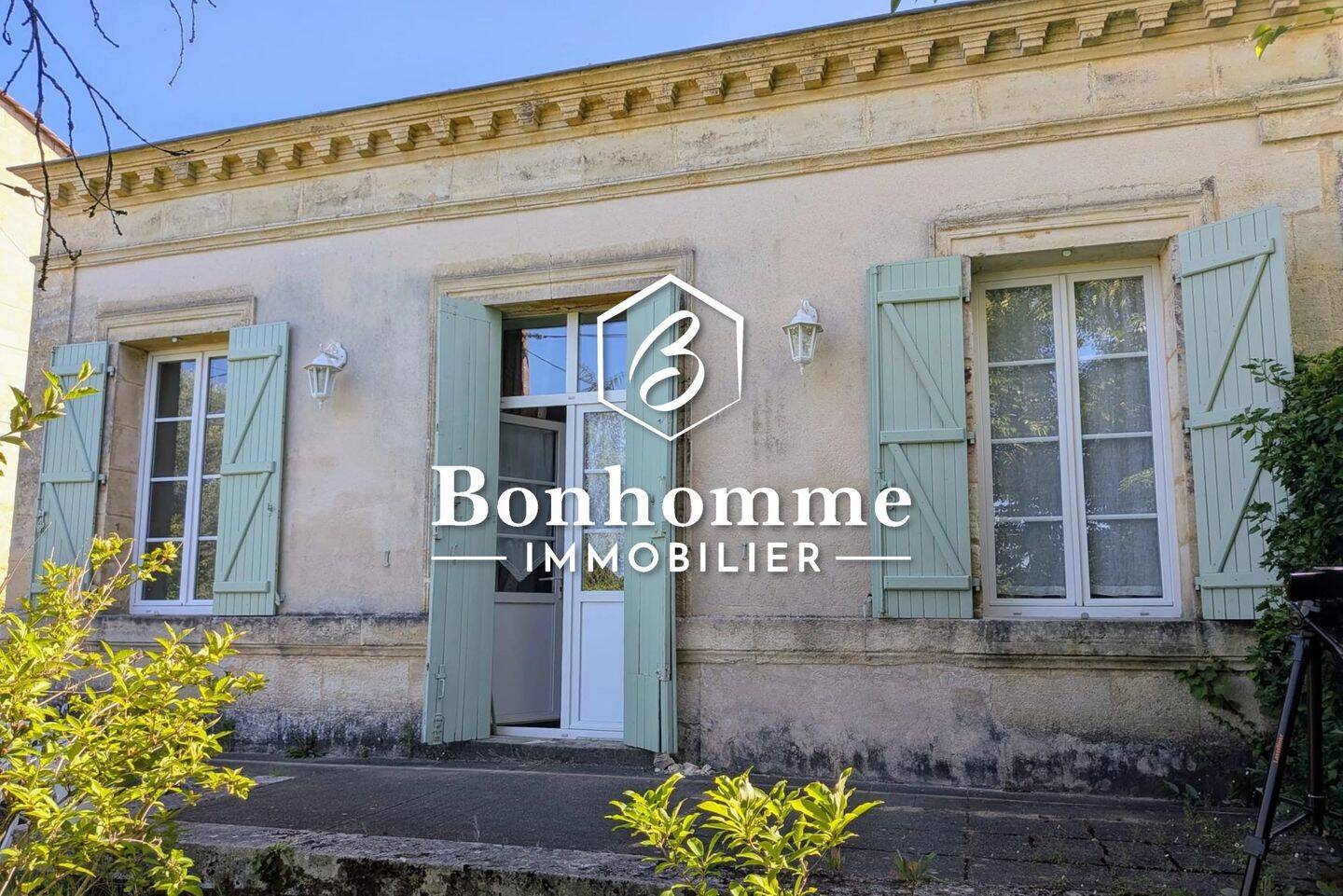 Maison 6 pièces 148 m² · à Langoiran · 148 m² · 310 000 €