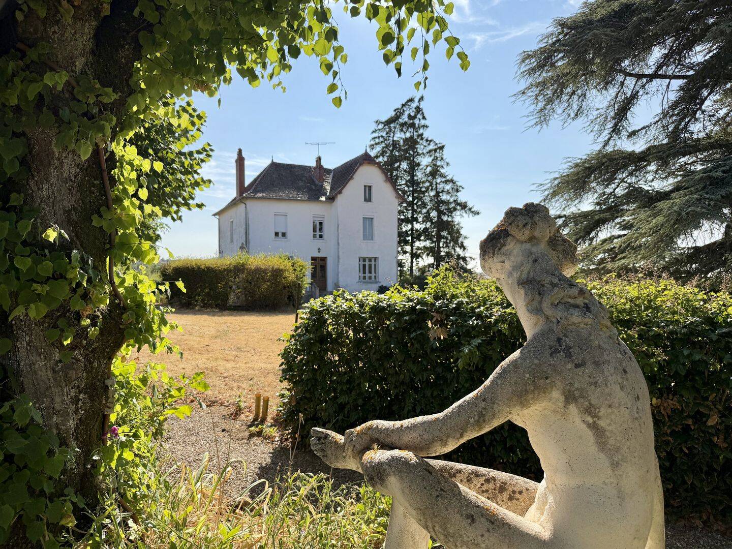 Maison 8 pièces 230 m² · à Paray-le-Monial · 230 m² · 395 000 €