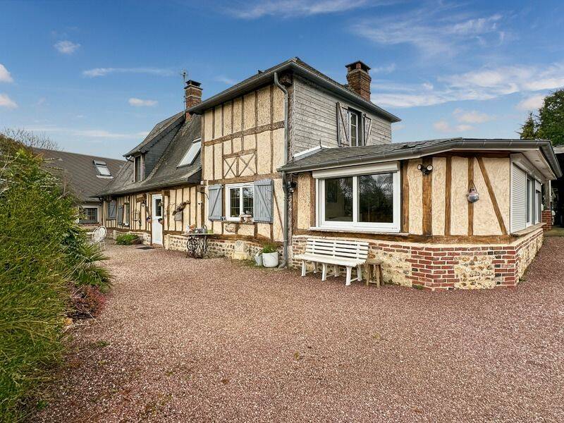 Maison 9 pièces 210 m² · à Saint-Philbert-sur-Risle · 210 m² · 431 500 €