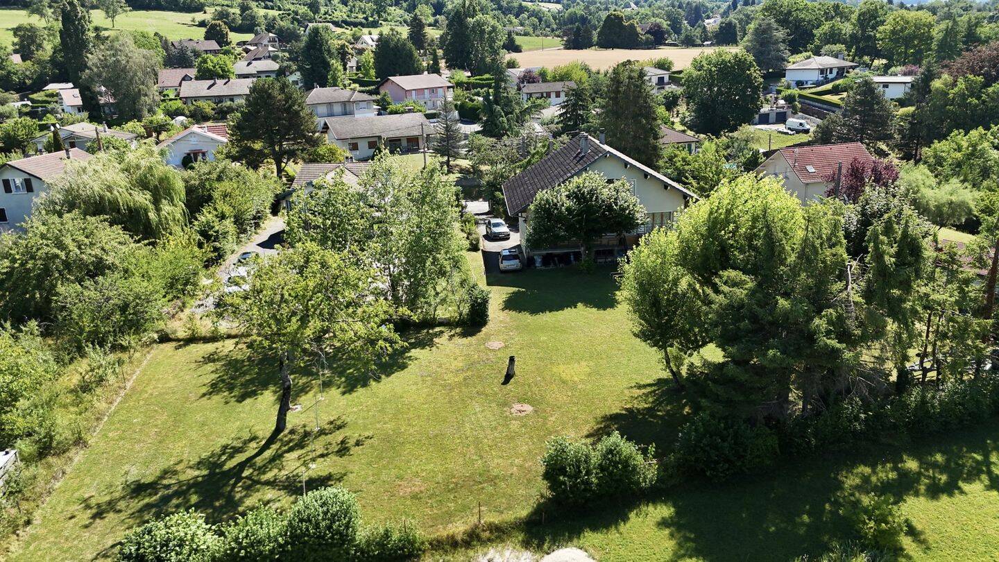 Maison 7 pièces 200 m² · à Bonne · 200 m² · 735 000 €