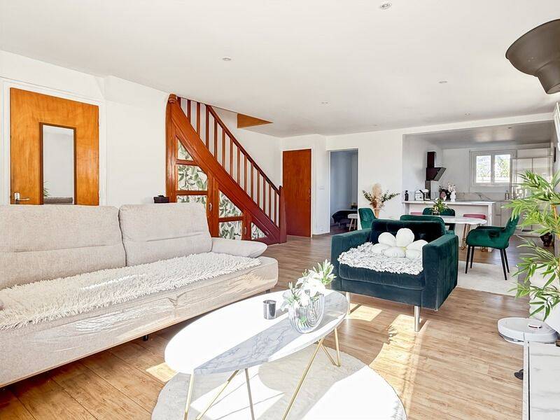 Maison 6 pièces 115 m² · à La Chapelle-des-Marais · 115 m² · 245 000 €
